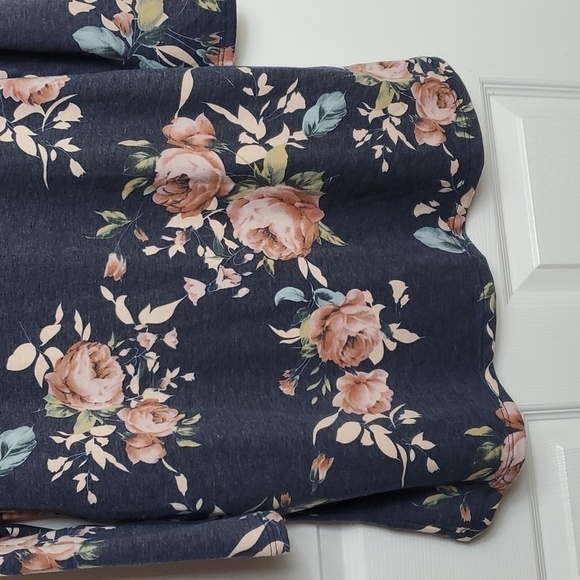 Viamor Tunic Shift Knitted Sweater Dress - Picture 4 of 14